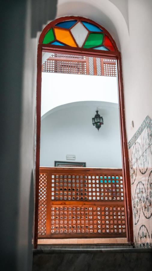 The Riad Hostel Танжер Экстерьер фото