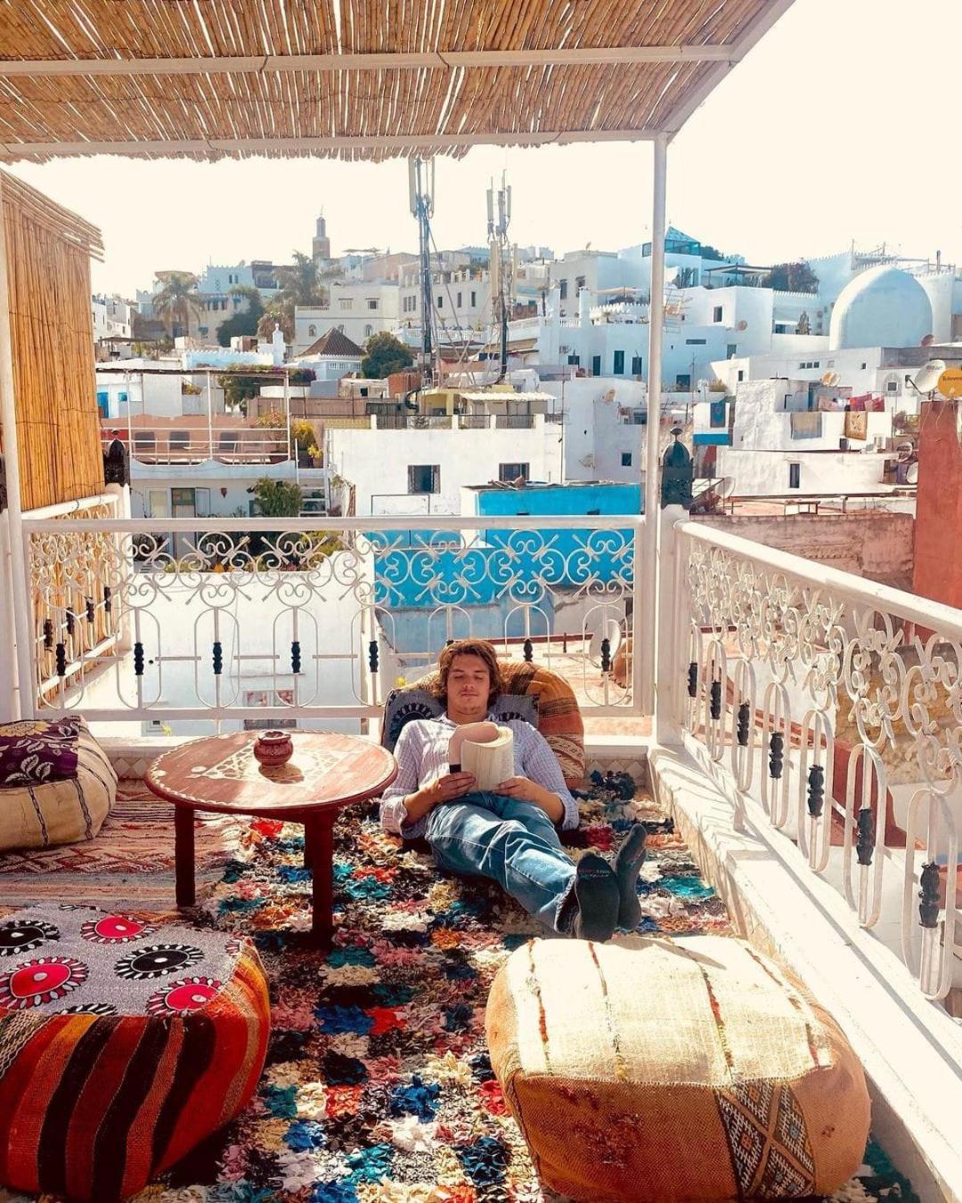The Riad Hostel Танжер Экстерьер фото