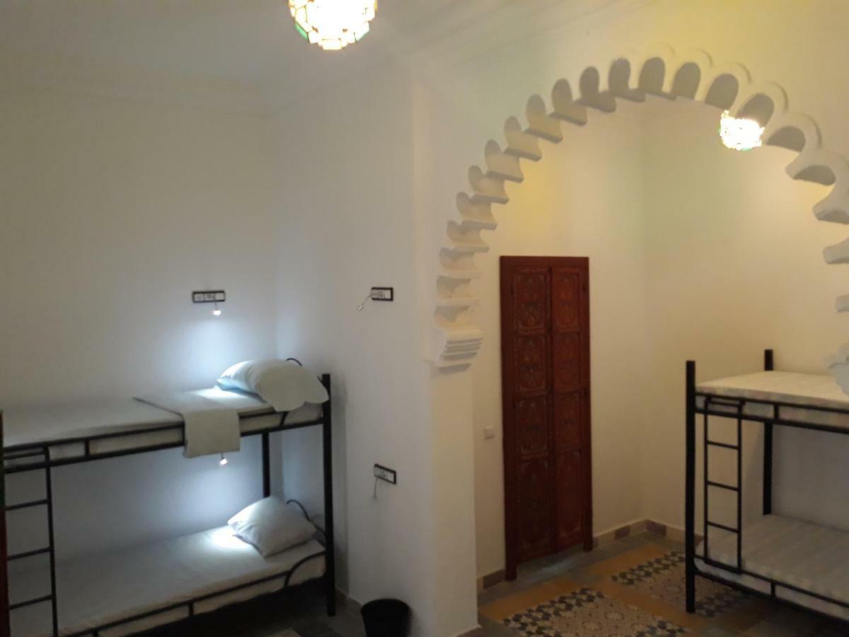 The Riad Hostel Танжер Экстерьер фото