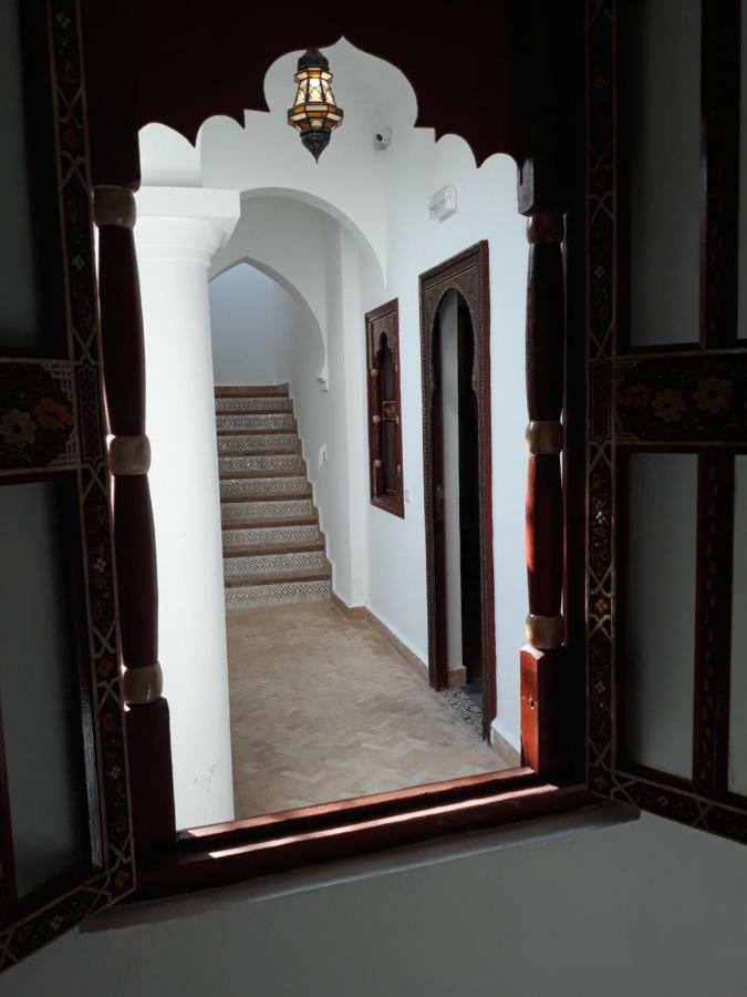 The Riad Hostel Танжер Экстерьер фото